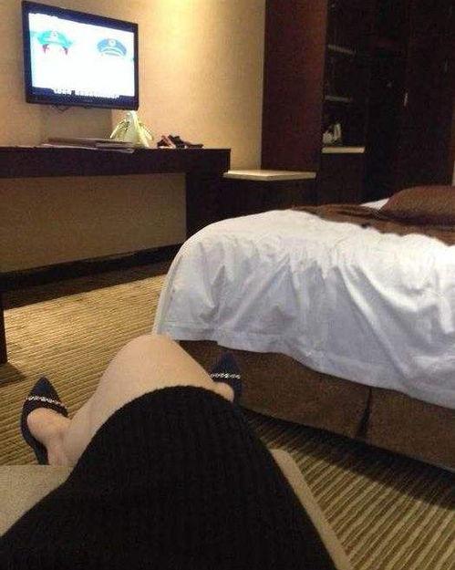 av 宾馆 ol 喝醉,AV宾馆的意外之夜